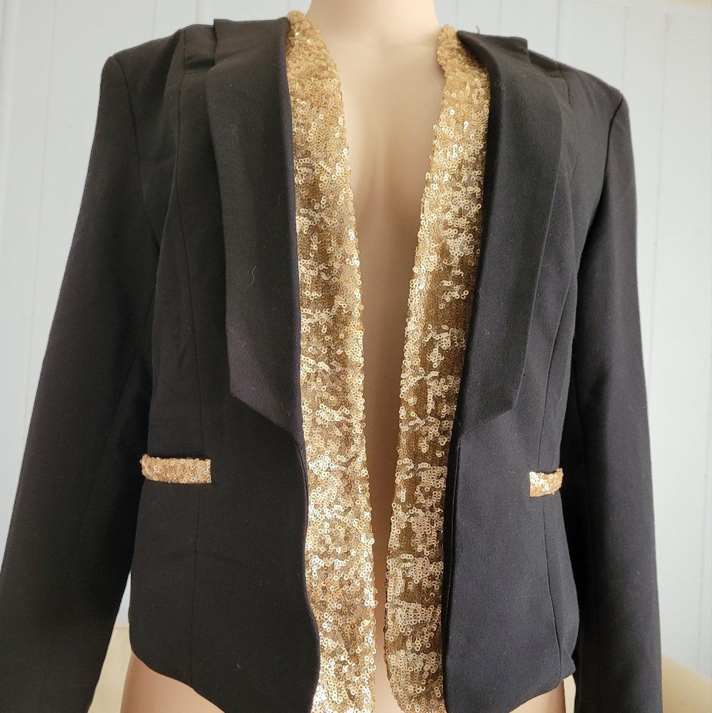 DMBM GOLD AND BLACK BLAZER SIZE L